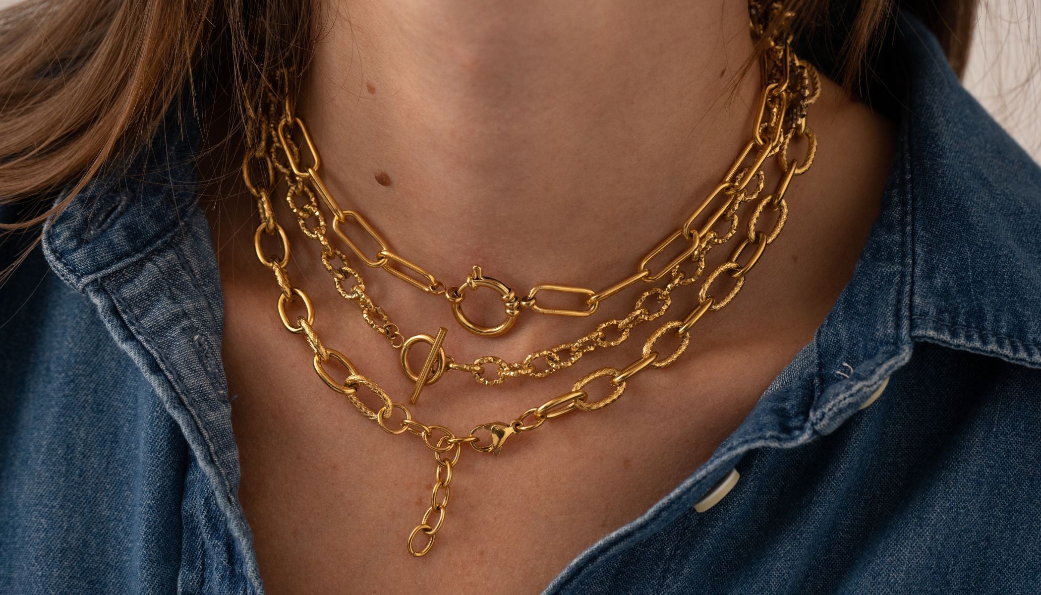 Collier Vintage Signé Monet – Double Chaîne Dorée Et Beige – Longueur 52 Cm