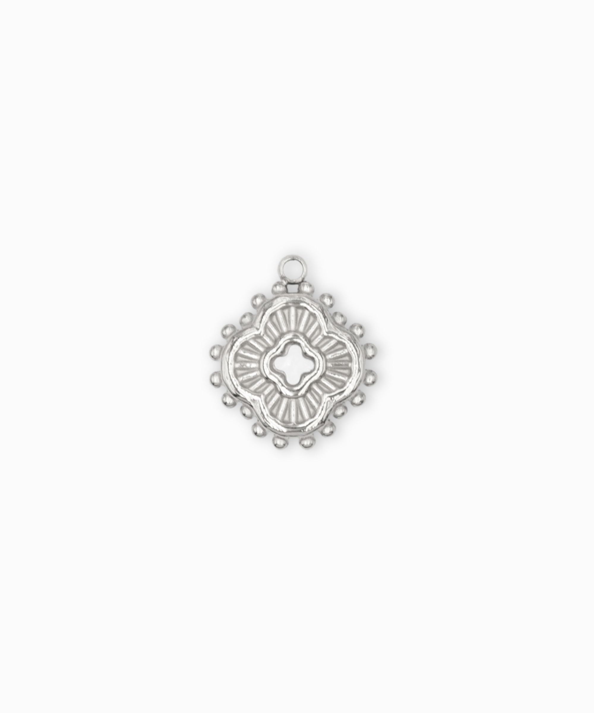 Pendentif trèfle 15x13mm