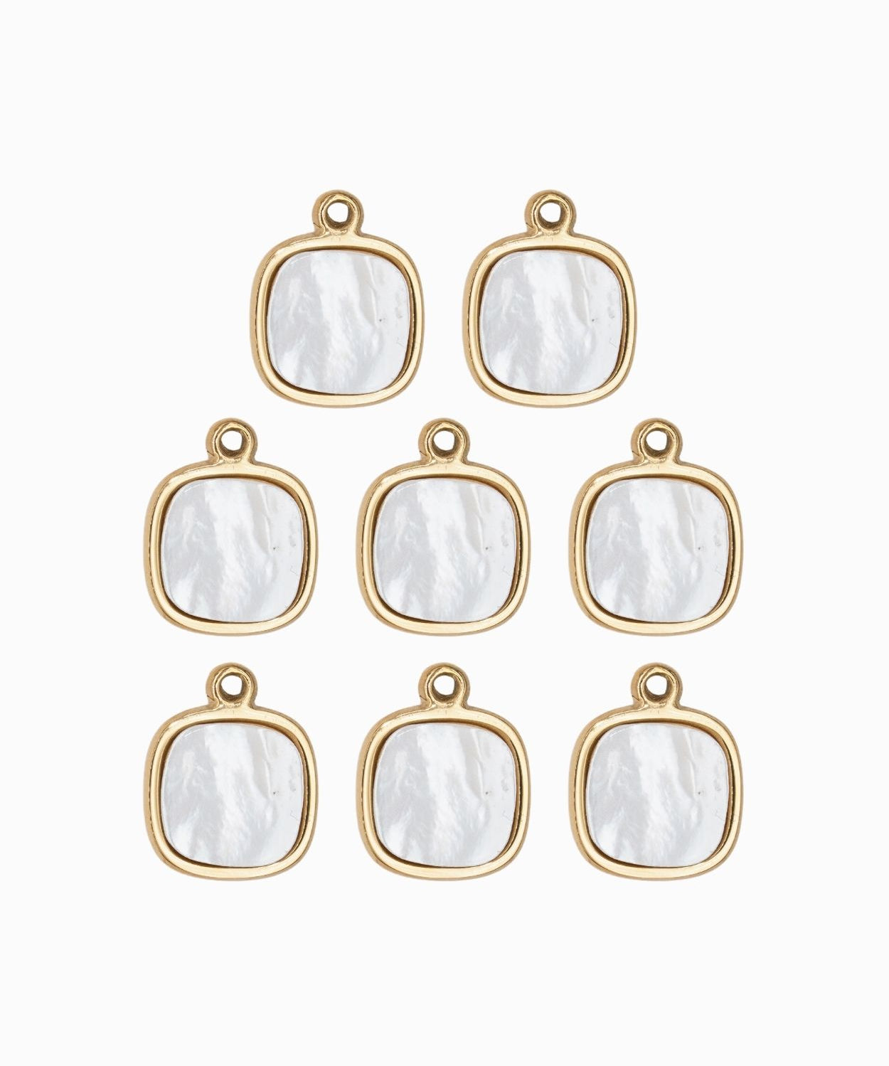 Pendentif carré nacre 13mm