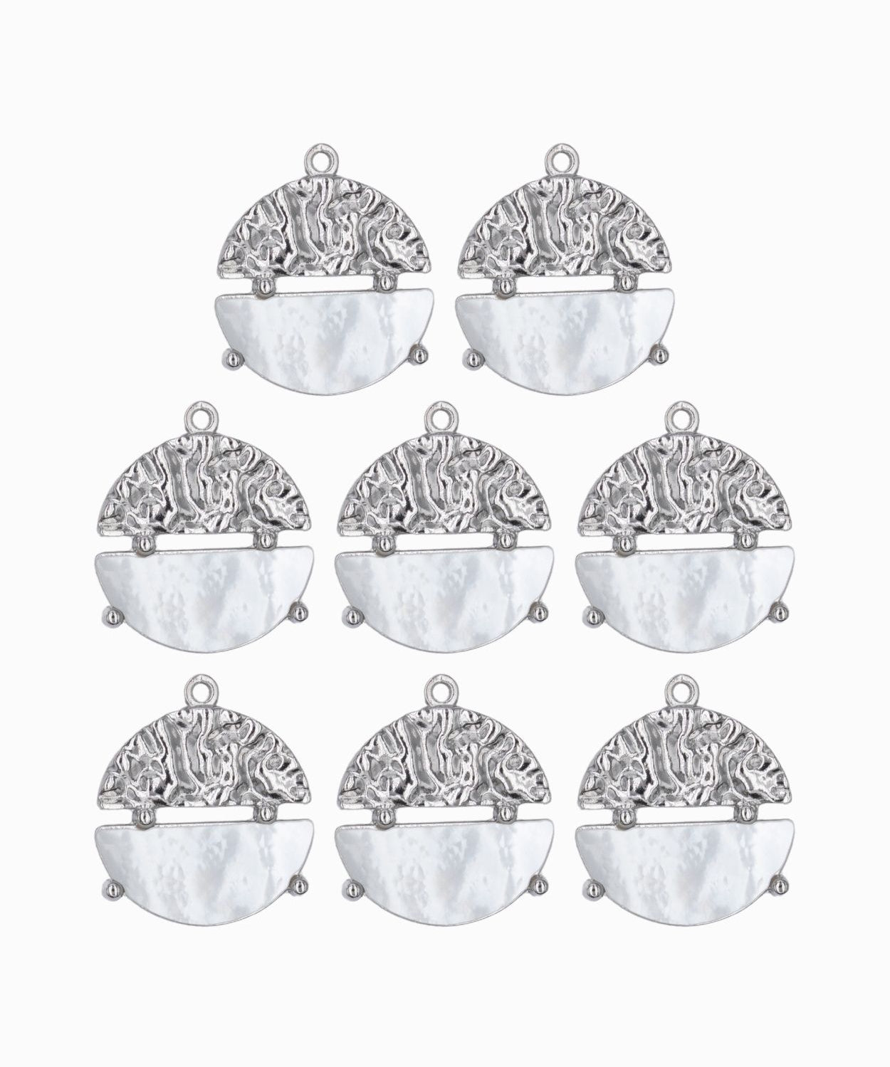 Pendentif demi-lune semi nacre 15 mm