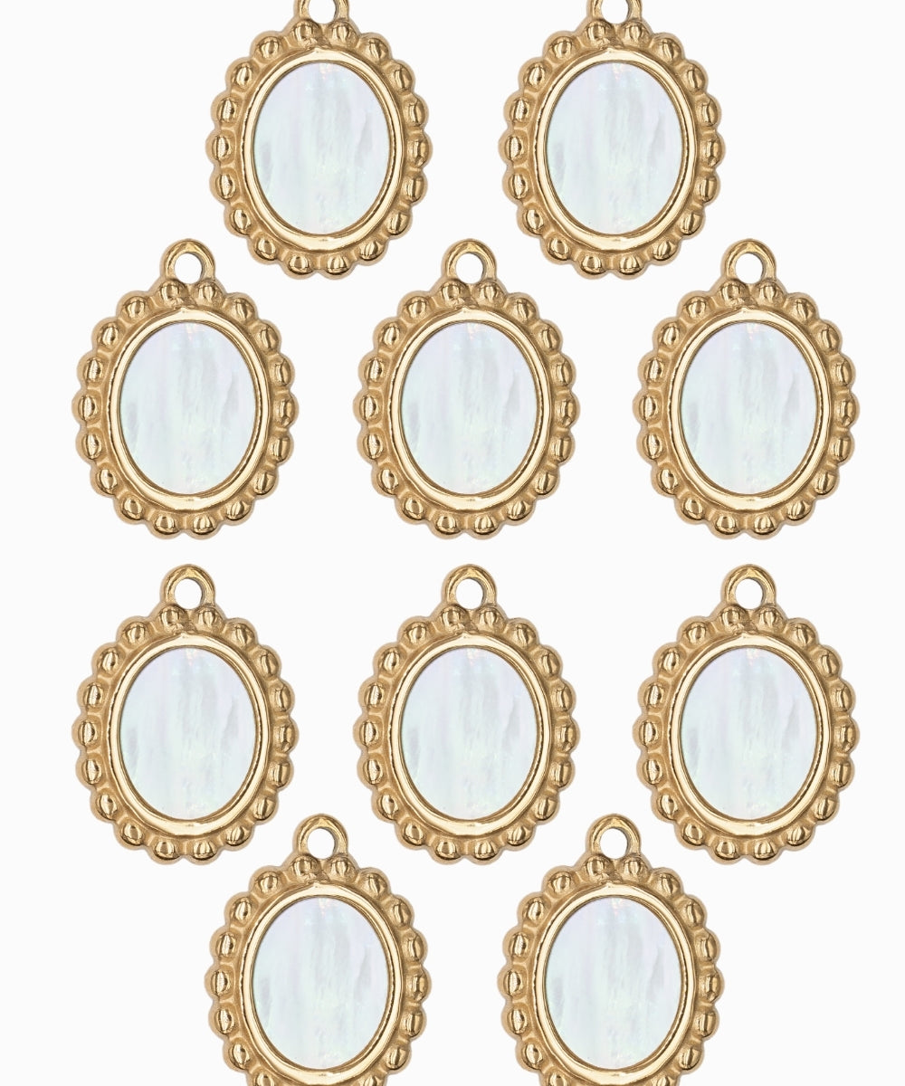 Pendentif ovale nacre 15.50x13.50mm