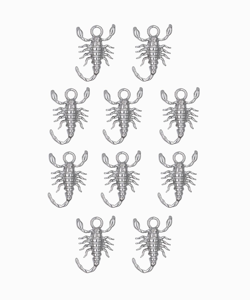 Pendentif scorpion 17x10mm