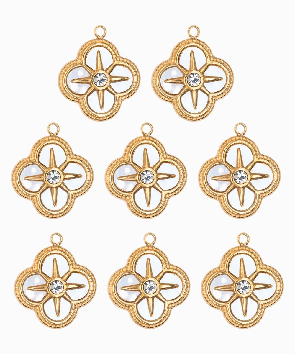 Pendentif trèfle à strass 15x15mm