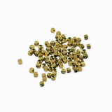 Perles cubes 2mm