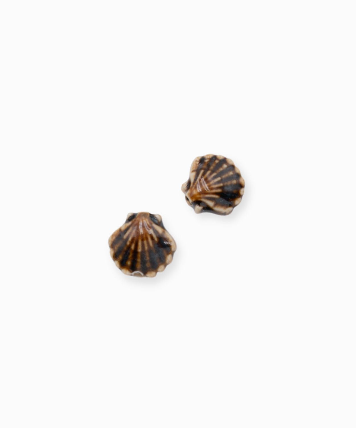 Perles en céramique coquillage 11x12mm